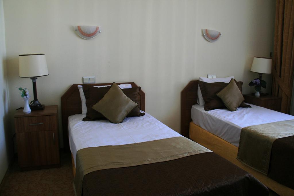 Kemer Uygulama Hotel Rum bild